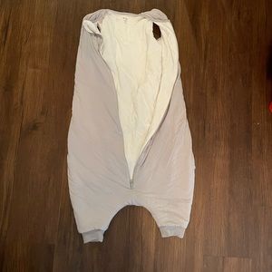 KYTE BABY sleep sack walker. Size large 18-36 month.